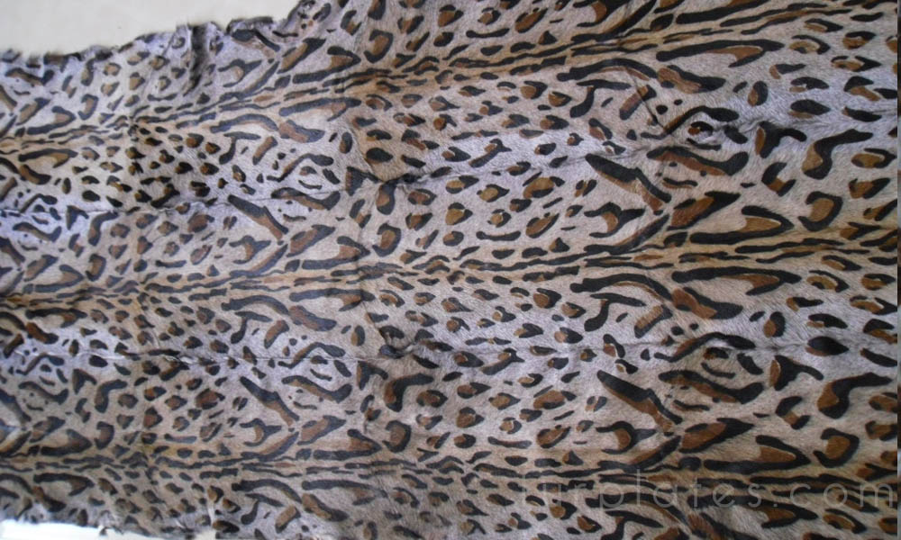 leopard printed kid goat fur plate